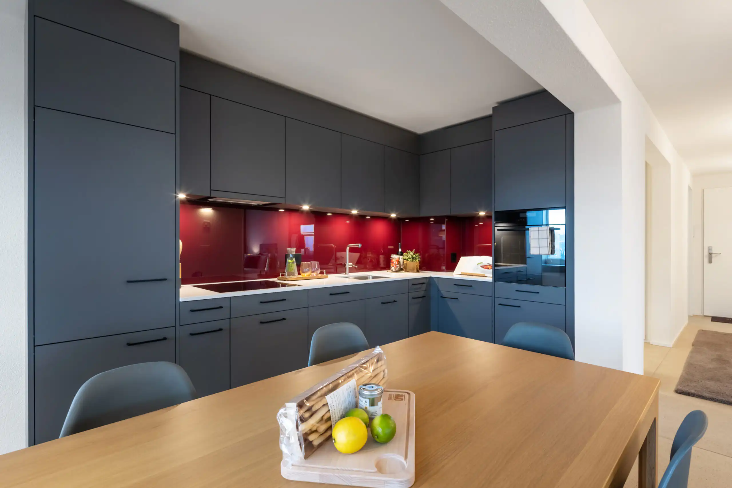 Innenaufnahme einer modernen Wohnung in Zürich